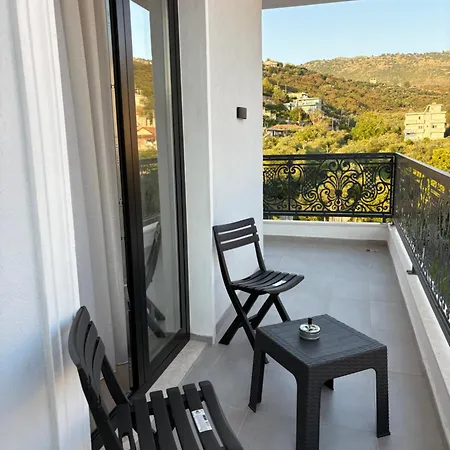 Hotel Ferdinand Himarë