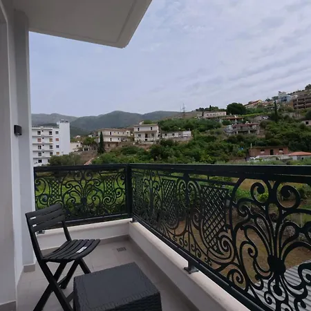 Hotel Ferdinand Himare