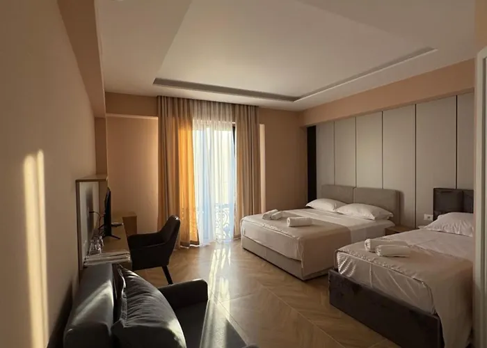 Hotel Ferdinand Himarë